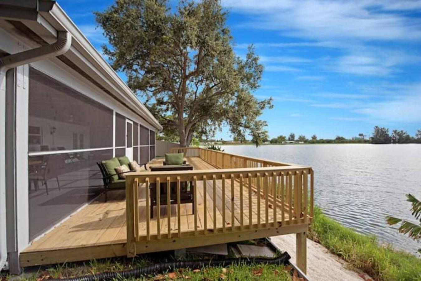 Lake House Unit 1 By Pmi Деві Екстер'єр фото